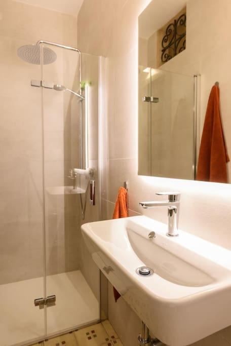 Luxury Palace Sevilla Екстериор снимка